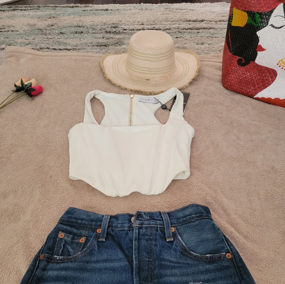 Crop top